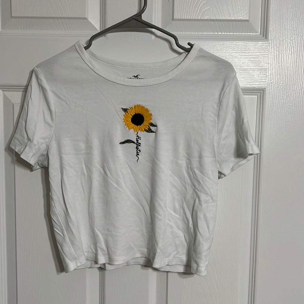 Hollister Baby Tee